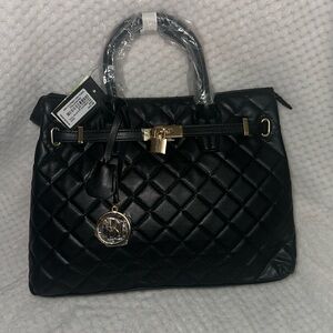 Brand New Badgley Mischka!